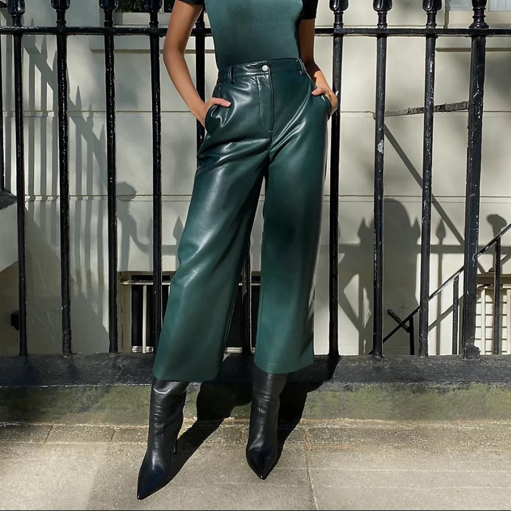 Aritzia Babaton Coney Wide Leg Vegan Leather Pants Size 00